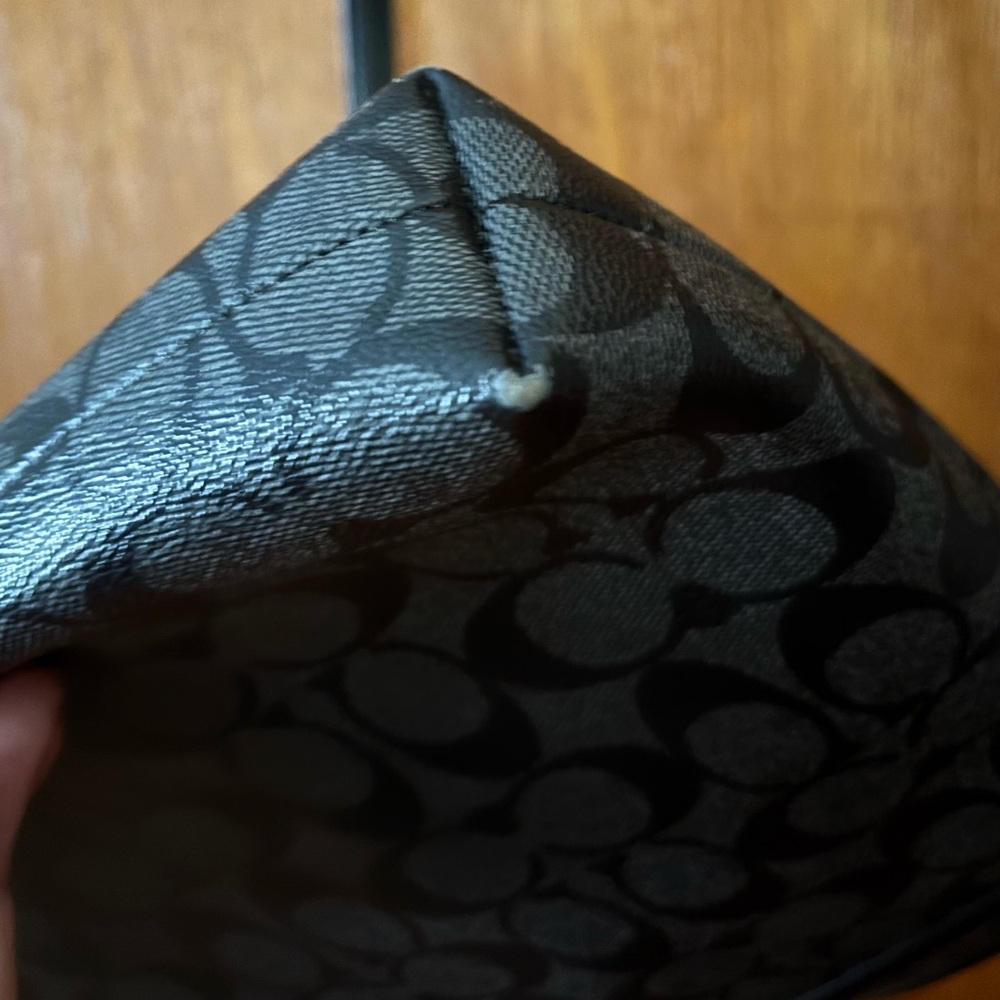 Coach Signature Black and Gray Crossbody Bag - Picture 6 of 6